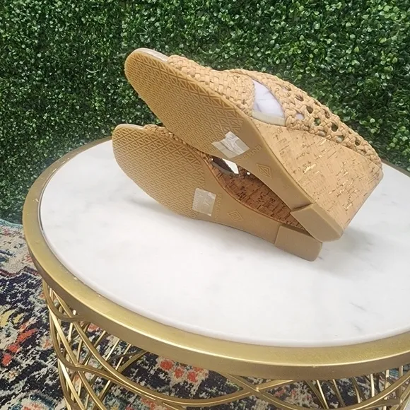 Donald Pliner Women's Square Toe Specked Cork Wedge Beige Sandals