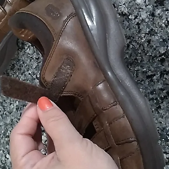 Dr. Comfort Brown Leather Casual Sandals. Size 9 Wide