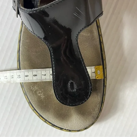 Dr Doc Martens &quot;Doria&quot; Black Patent Leather flip flop slip on Cushion Sandals 10