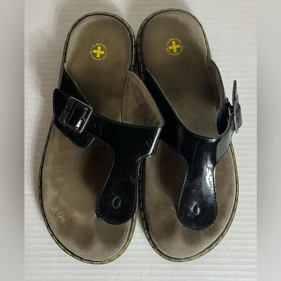 Dr Doc Martens &quot;Doria&quot; Black Patent Leather flip flop slip on Cushion Sandals 10