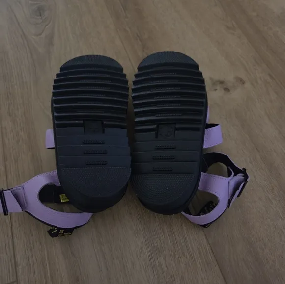 Dr. Marten Blaire Sandals in Lilac Pisa Leather NWOB