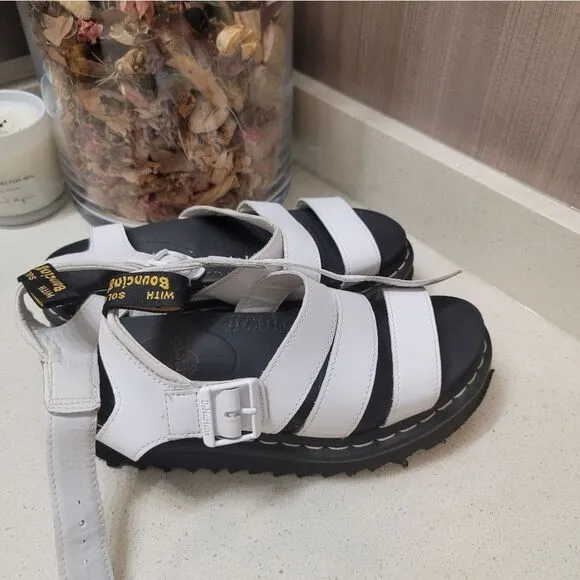 DR. MARTENS BLAIRE WHITE LEATHER STRAP SANDALS Sz 6