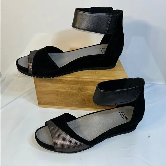 Earth Ficus Sagittarius Ankle Strap Sandals (S5)
