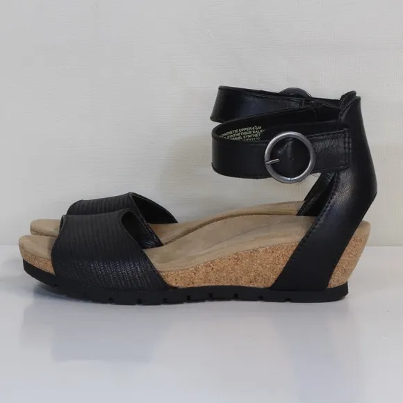 Earth Origins Black Leather Kendra Kane Sandal NWT