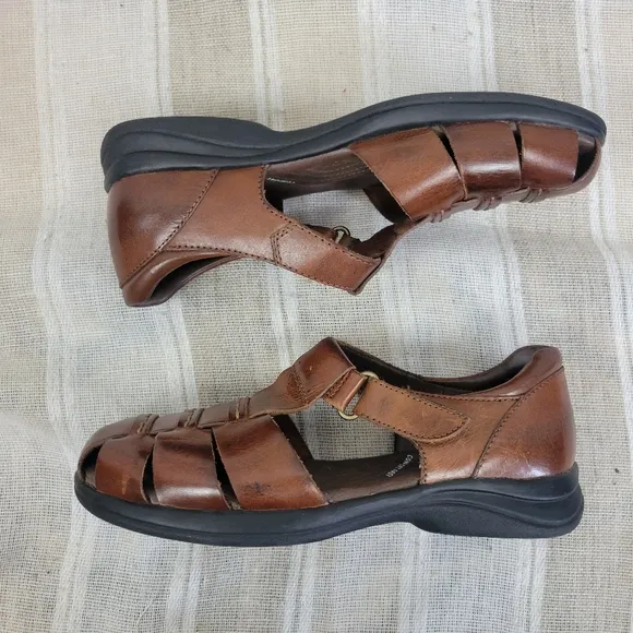 Earth Shoe Harlen Fisherman Sandals Brown Leather Size 7.5 Gelron 2000