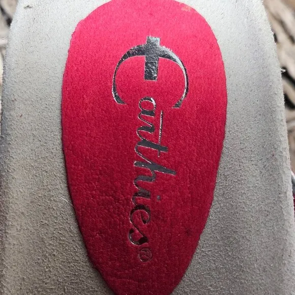 EARTHIES Red Sandals, Women's size 8