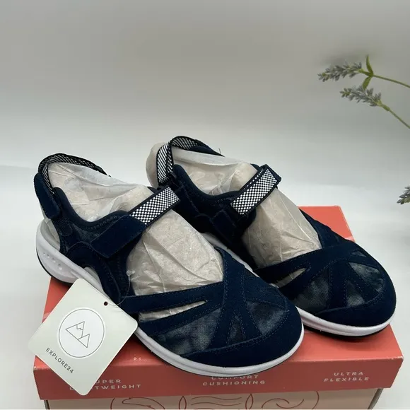 EASY SPIRIT Women's Esplash Closed Toe Sling Back Casual Sandals in dark blue 5M