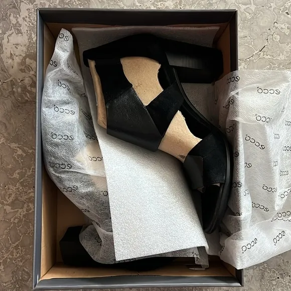 ECCO Black Shape 65 Block Sandals, Size EU 41 | US 10-10.5 New in Box