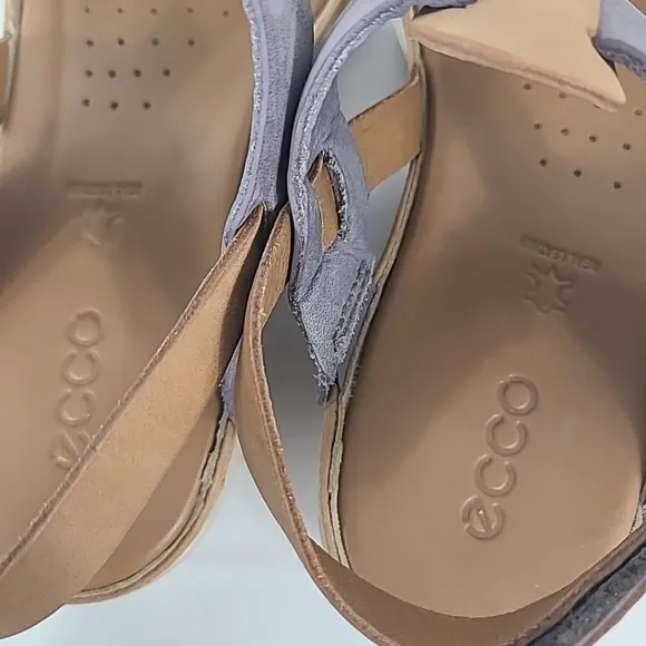 Ecco Women's Flash Toe-Post Comfort Walking Sandals Tan, Purple, Gold Sz 7