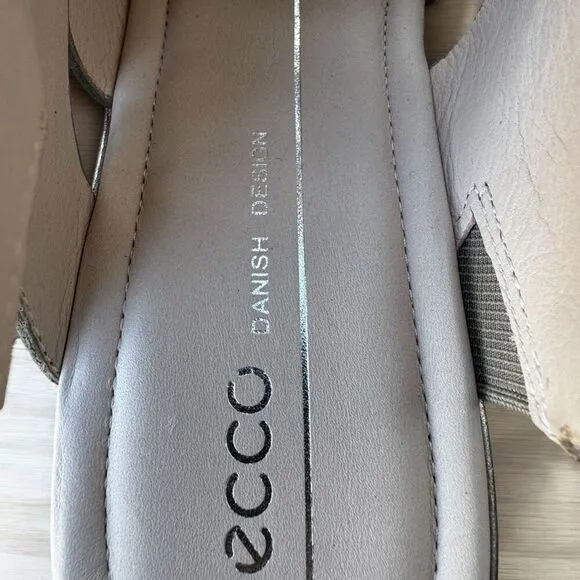ECCO Shape Wedge Peep Toe Pebbled Leather Sandal Metallic 40