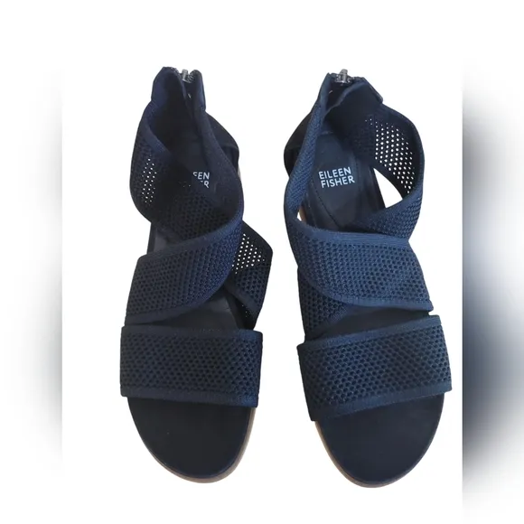 Eileen Fisher Black Kitts Mesh Wedge Sandals Size 7.5  EUC