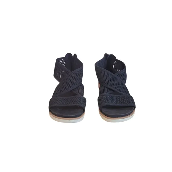 Eileen Fisher Black Kitts Mesh Wedge Sandals Size 7.5  EUC