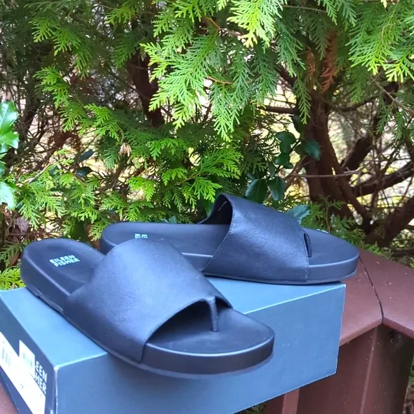 Eileen Fisher Black Slide Sandals