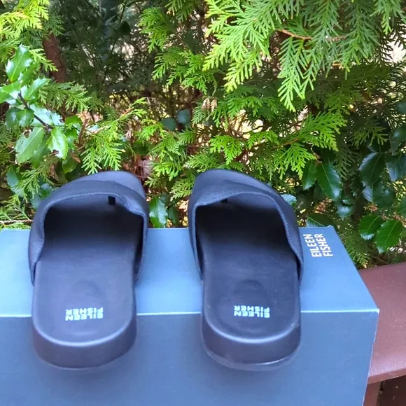 Eileen Fisher Black Slide Sandals