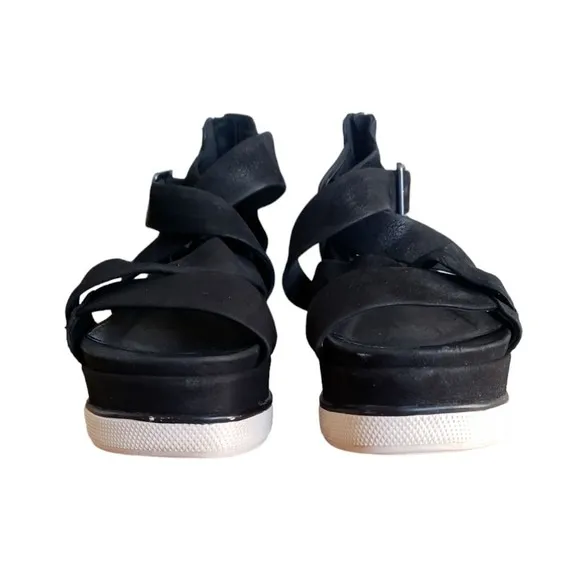 EILEEN FISHER BOOST Black Suede Leather PLATFORM Sport Sandals Size 7.5