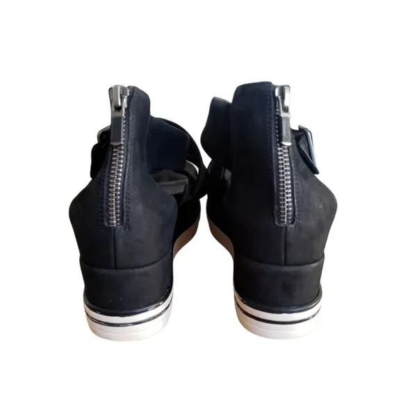EILEEN FISHER BOOST Black Suede Leather PLATFORM Sport Sandals Size 7.5