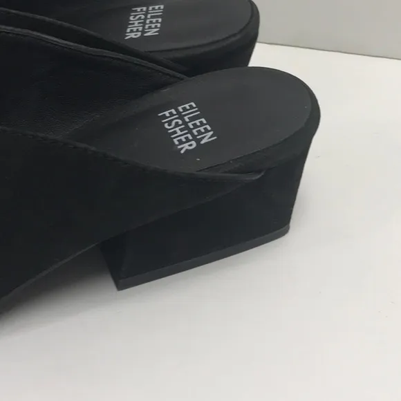 Eileen Fisher Katniss black leather open toe slides.