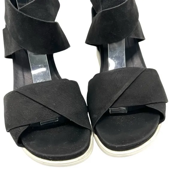 Eileen Fisher Viv Black Nubuck Leather Crossover Casual Comfort Sandals Womens 9