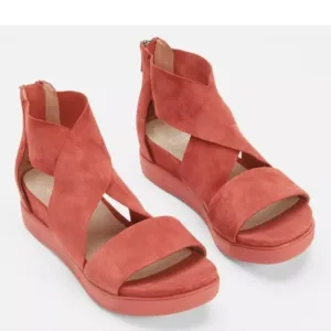 Eileen Fisher woman's strappy suede  sandals size 8, low heel walking