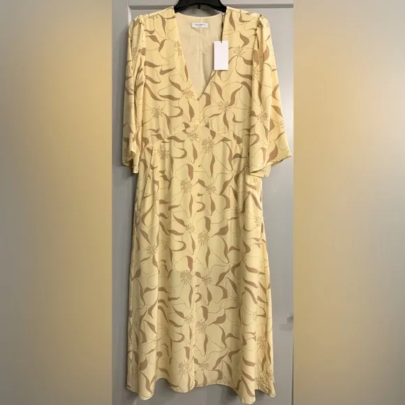 Equipment Femme Julianne 100% Silk Midi Dress Butter Yellow Brown Size small NWT