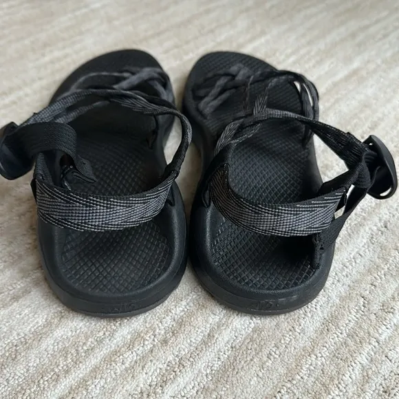 EUC Chaco Women's ZX/2 Cloud Sandal Limb Black - JCH108002 Size 9