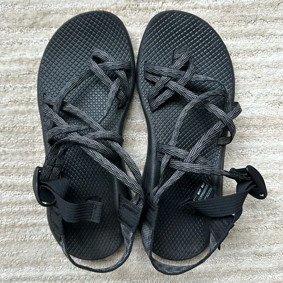 EUC Chaco Women's ZX/2 Cloud Sandal Limb Black - JCH108002 Size 9