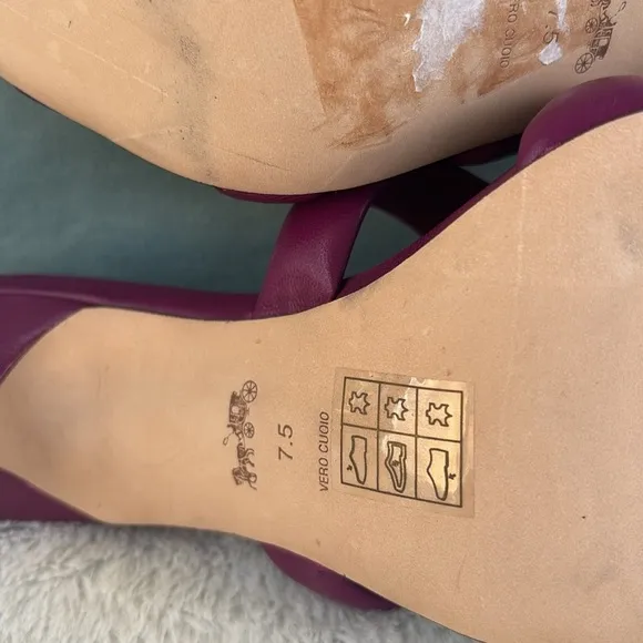 EUC Coach Kellie Leather Sandal Size 7.5 Purple Open Toe Summer Heel Fashion Lux