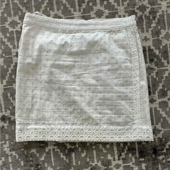 EUC J. Crew 4 White Eyelet Skirt Mini