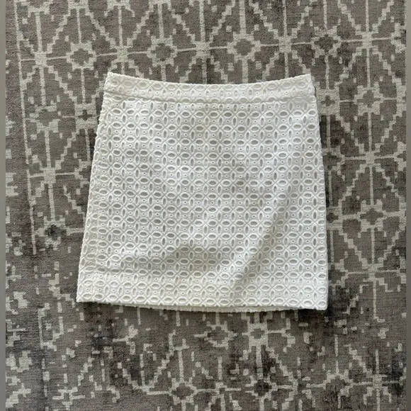 EUC J. Crew 4 White Eyelet Skirt Mini