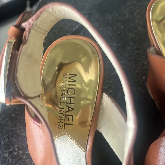 EUC Michael Kors, Josephine brown wedge, leather platform, sandals, size 5