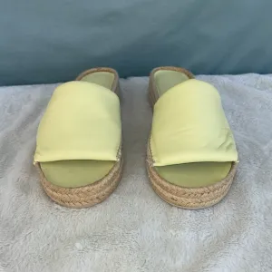 EUC Vince Jesse Leather Espadrille Platform Sandals in Pale Lemon Size 11