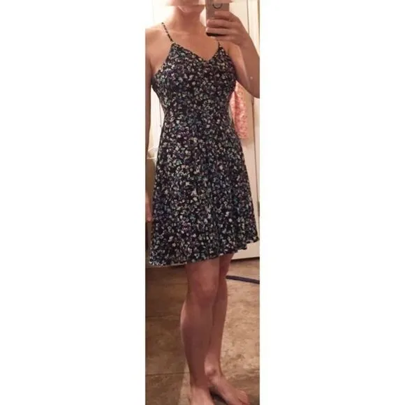 ✨Express- Floral Halter Slip Dress✨