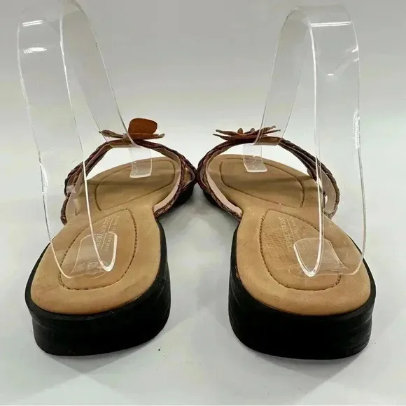 Expressions sandals size 8 tan leather floral braided 80s 90s slip on slides