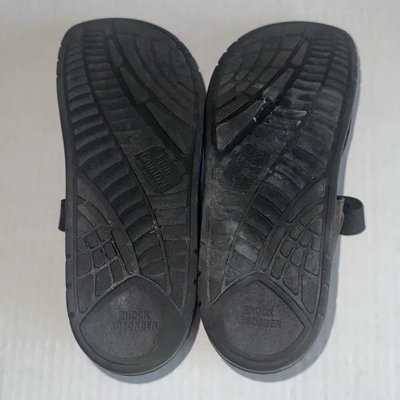 Finn Comfort Brown And Black Samara Sandals