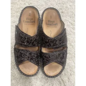 Finn Comfort Jamaica Women's Brown Leather Strappy Sandals Hook&amp;Loop Sz 10 Or 41