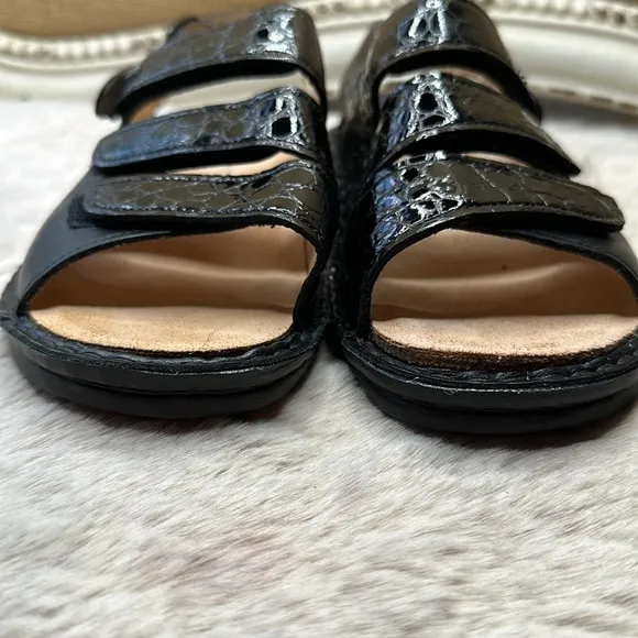 Finn Comfort | Sylt sandal Black