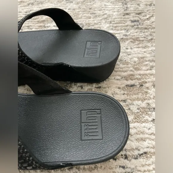 FitFlop Incastone Black Thong Sandals Bling Size 8 Comfort Casual wedge