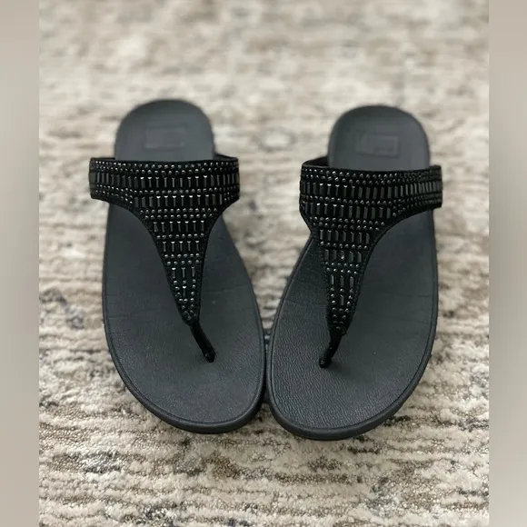 FitFlop Incastone Black Thong Sandals Bling Size 8 Comfort Casual wedge