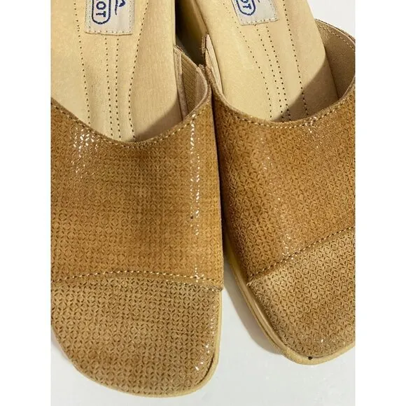 Fly Flot Women's Slip On Open Toe Mules with Wedge Heel Tan Size 35 Euro (5 US)