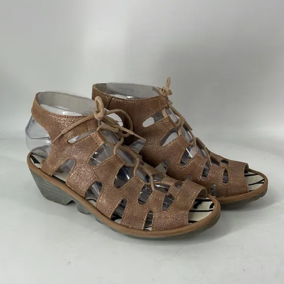 Fly London sandals Luna &amp; Camel Port Leather Sandal metallic brown sz 6.5