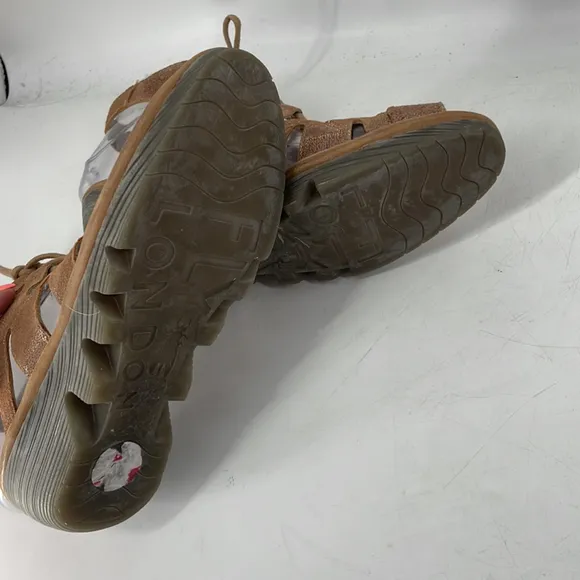 Fly London sandals Luna &amp; Camel Port Leather Sandal metallic brown sz 6.5