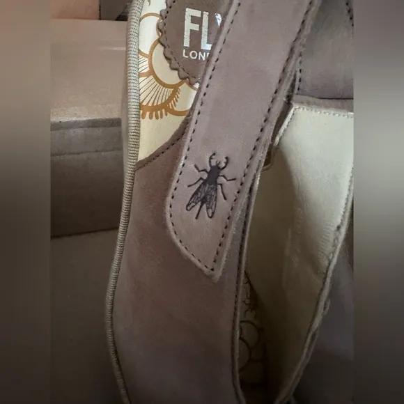 Fly London Women's Tan Wedge Sandals