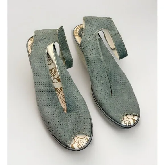 Fly London Yala Perforated Peep Toe Wedge Sandals – Blue – Size 39 Women’s US 8