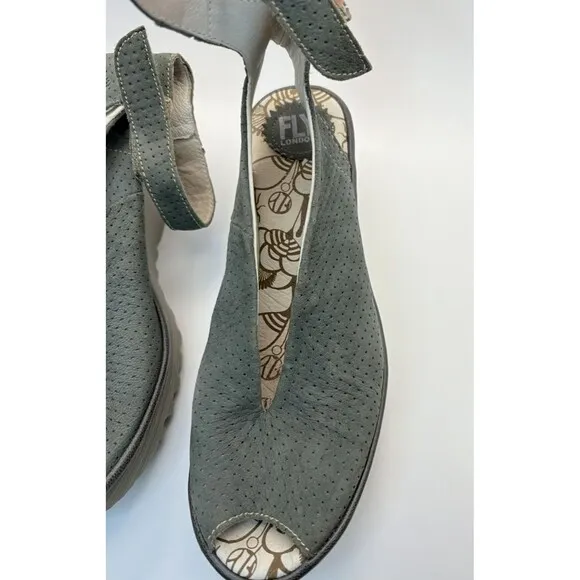 Fly London Yala Perforated Peep Toe Wedge Sandals – Blue – Size 39 Women’s US 8