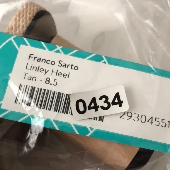 Franco Sarto Lindley Sandals Slides Beige NEW 8.5 US