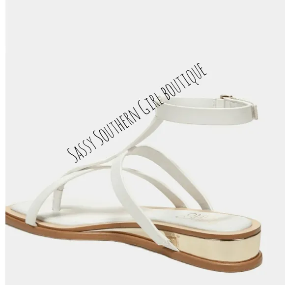 ⭐🆕Franco Sarto white sandals