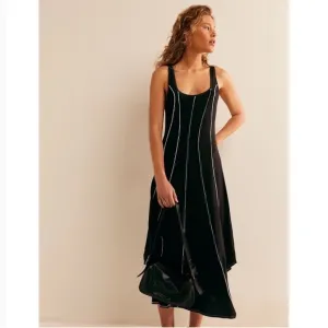 Free People Corrine Midi in Black size Small