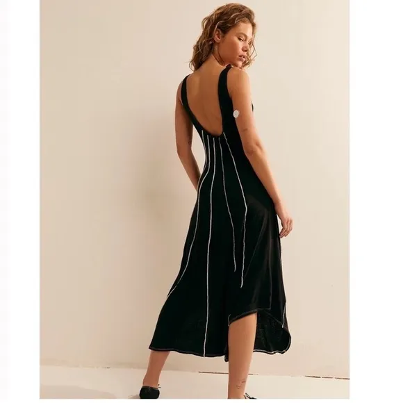 Free People Corrine Midi in Black size Small