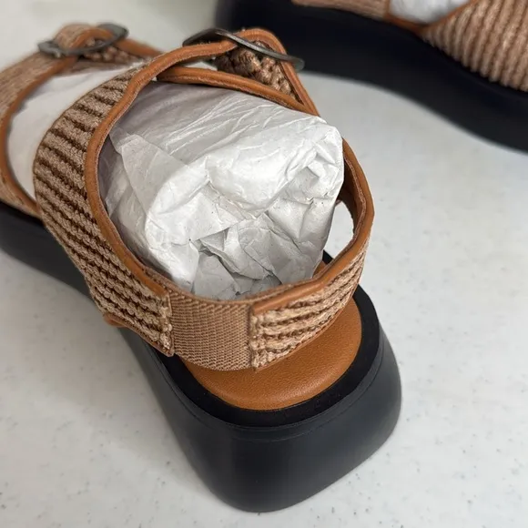 FREE PEOPLE - MANDI WEAVE SANDAL Sz 7