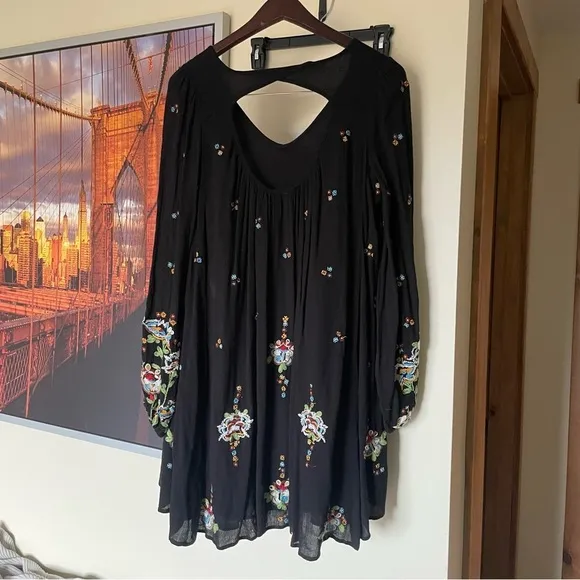 Free People Oxford Black Embroidered Long Balloon Sleeve Open Back Mini Dress S